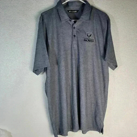 Travis Mathew Polo With Oakland Las Vegas  Raiders Boyd Logo Size XL Gray - Picture 1 of 6